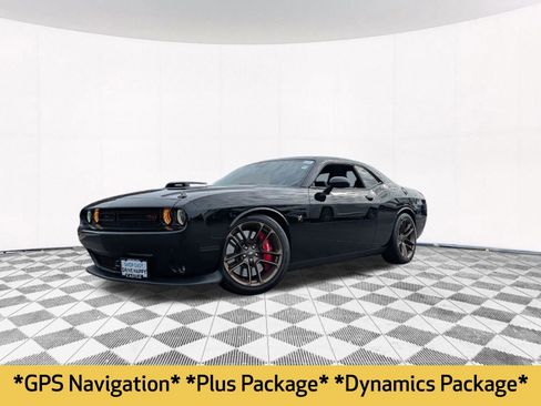 Used 2022 Dodge Challenger R/T Scat Pack w/ Shaker Package image 2