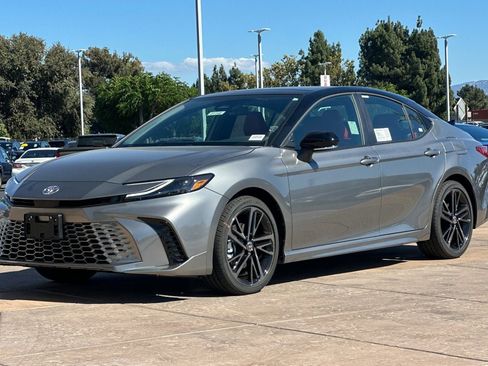 New 2026 Toyota Camry XSE FWD image 8