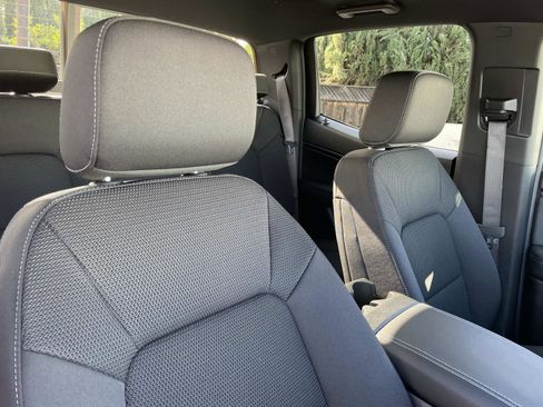 New 2026 GMC Canyon Elevation w/ Convenience Package image 28