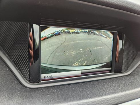 Used 2013 Mercedes-Benz E 350 4MATIC Sedan image 13