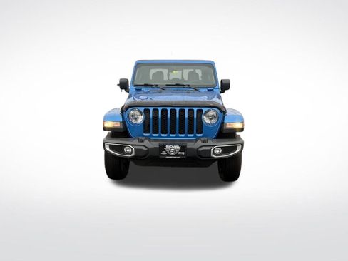 Used 2023 Jeep Gladiator Sport image 2