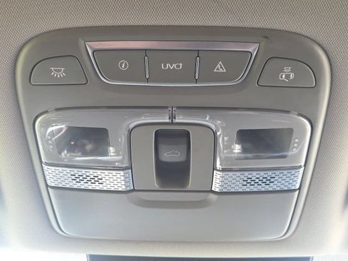 Used 2022 Kia Telluride S AWD/4WD image 29