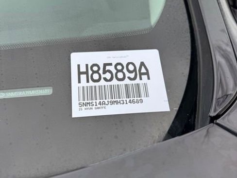 Used 2021 Hyundai Santa Fe SE w/ Cargo Package image 34