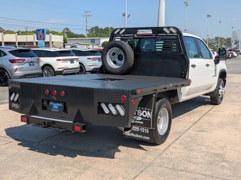 Used 2023 Chevrolet Silverado 3500 W/T w/ WT Fleet Convenience Package image 7