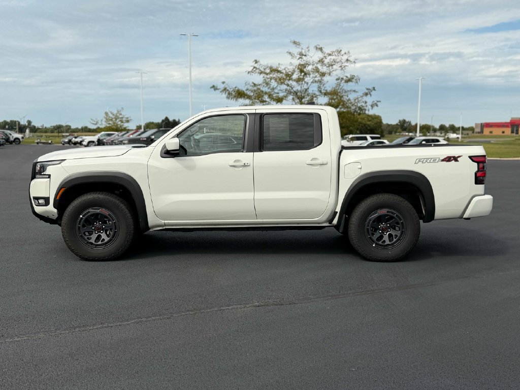 Used 2026 Nissan Frontier PRO-4X AWD/4WD image 11
