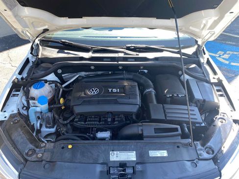 Used 2016 Volkswagen Jetta Sport FWD image 6