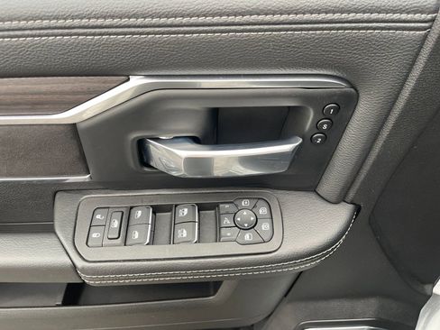 Used 2025 RAM 2500 Laramie image 13