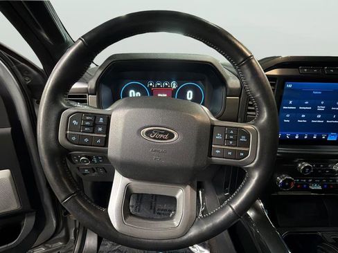 Used 2022 Ford F150 Lariat w/ Equipment Group 502A High image 11