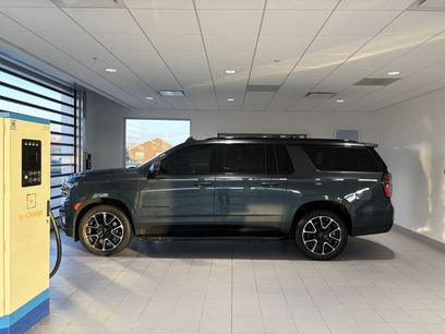 Used 2021 Chevrolet Suburban RST w/ Luxury Package