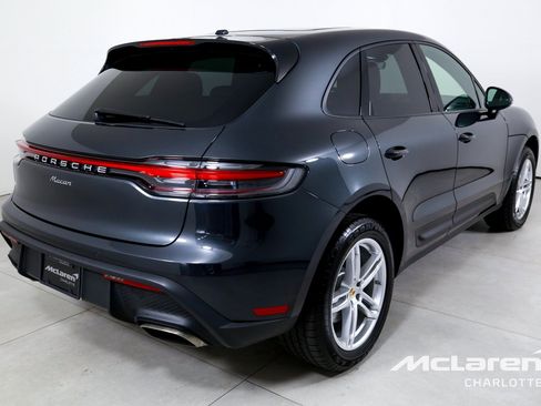 Used 2024 Porsche Macan AWD/4WD image 8