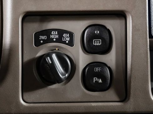 Used 2004 Ford Excursion Limited AWD/4WD image 23
