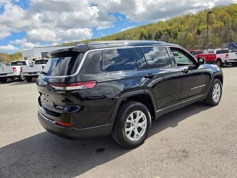 Used 2023 Jeep Grand Cherokee L Limited AWD/4WD image 5