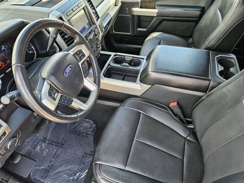 Used 2020 Ford F250 Lariat image 18