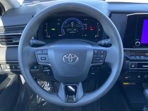 Certified 2025 Toyota Camry LE image 16
