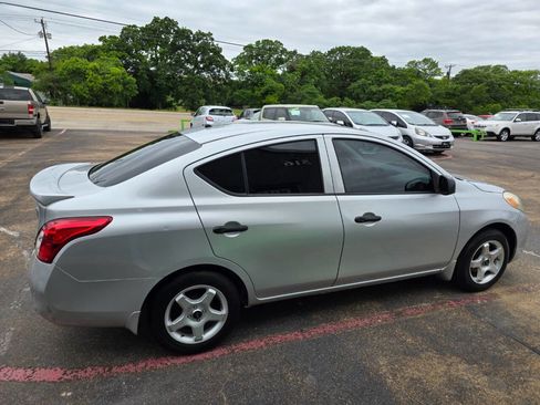 Used 2014 Nissan Versa S Plus image 14