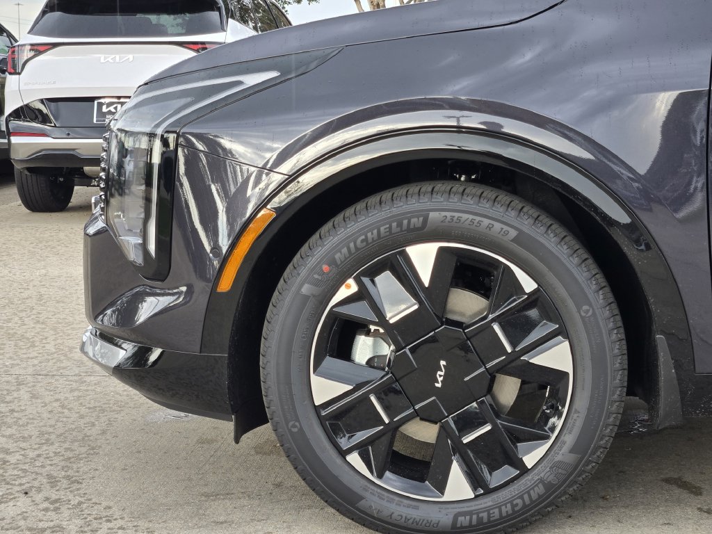 New 2026 Kia Sportage SX FWD image 5