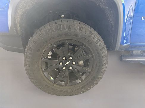 Used 2020 Chevrolet Colorado ZR2 w/ ZR2 Dusk Special Edition image 30