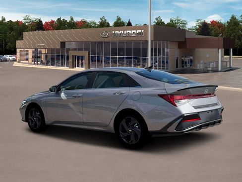 New 2026 Hyundai Elantra SEL Sport image 4