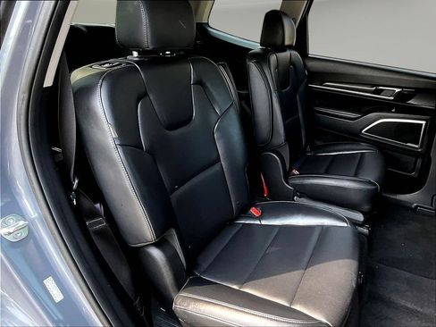 Used 2025 Kia Telluride S AWD/4WD image 27