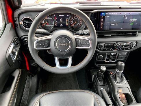 Used 2024 Jeep Wrangler Sahara w/ Safety Group image 5