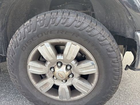 Used 2012 Ford F150 Lariat w/ Lariat Chrome Pkg image 4