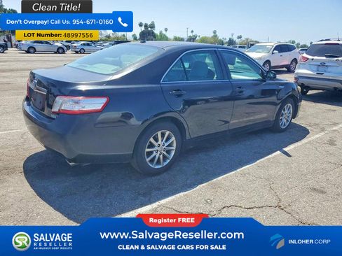 Used 2011 Toyota Camry Hybrid image 4