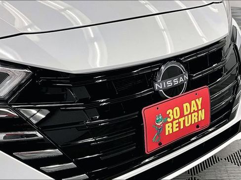 New 2025 Nissan Versa S w/ S Plus Package FWD image 15