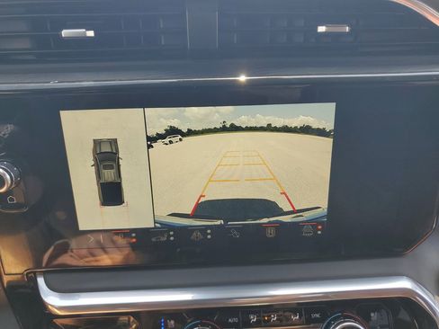 Used 2025 GMC Sierra 1500 Denali Ultimate AWD/4WD image 18