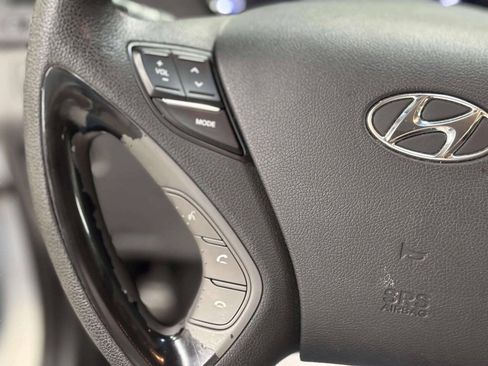 Used 2012 Hyundai Sonata GLS FWD image 27
