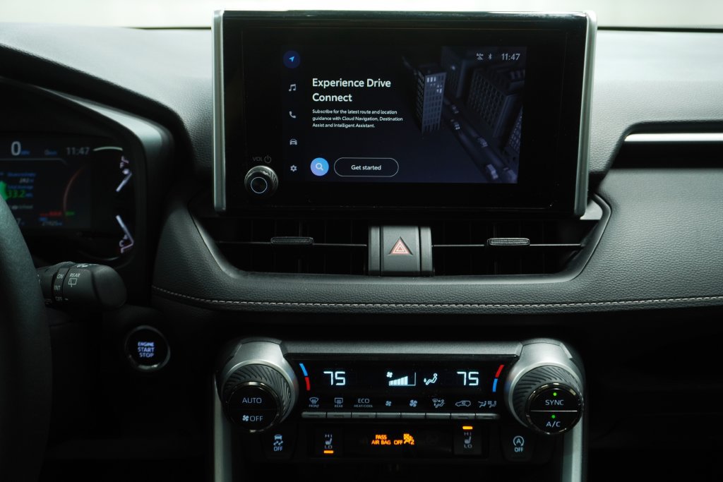 Certified 2023 Toyota RAV4 XLE w/ Convenience Package AWD/4WD image 19