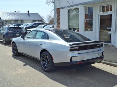 New 2026 Dodge Charger R/T AWD/4WD image 4