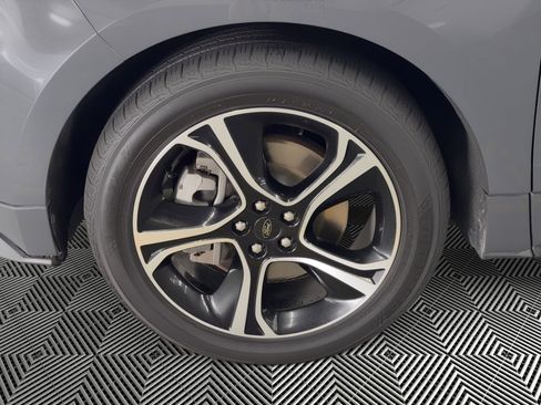 Used 2021 Ford Edge ST image 12