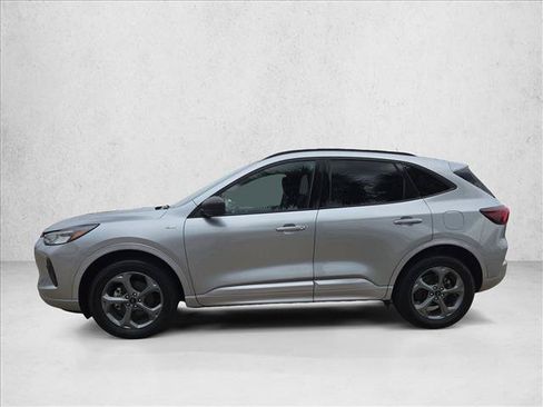 Used 2024 Ford Escape ST-Line AWD/4WD image 9