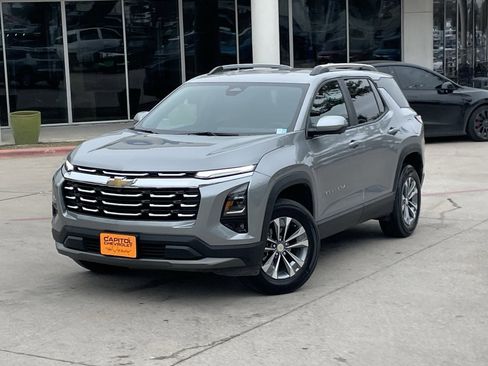 Certified 2025 Chevrolet Equinox LT w/ Convenience Package II image 9