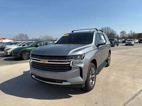 Used 2023 Chevrolet Tahoe LT w/ Luxury Package image 19