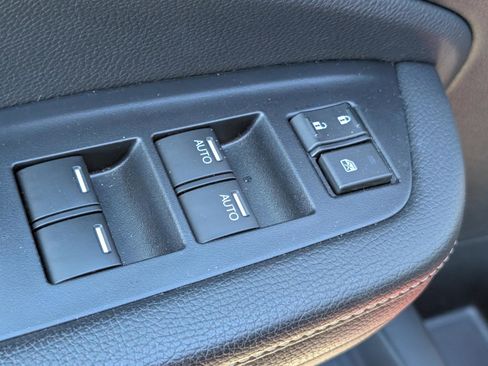 Used 2023 Honda Ridgeline RTL-E image 12