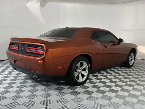 Used 2021 Dodge Challenger SXT RWD image 8