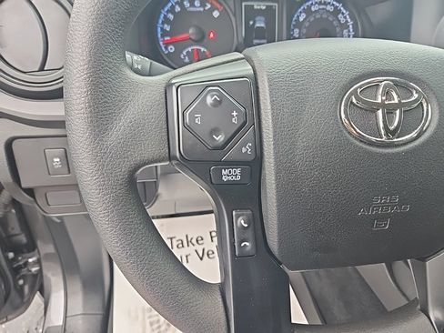 Used 2022 Toyota Tacoma SR w/ SX Package AWD/4WD image 15