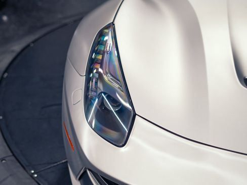 Used 2015 Ferrari F12 Berlinetta RWD image 8