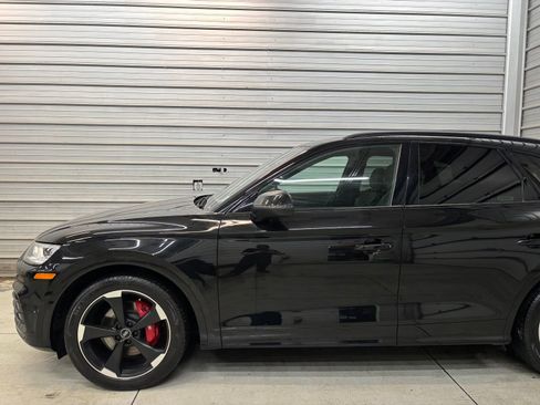 Used 2020 Audi SQ5 Premium Plus w/ Premium Plus Package AWD/4WD image 3