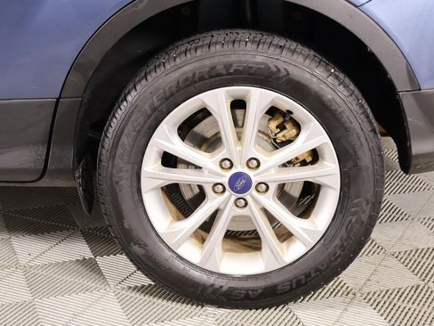 Used 2018 Ford Escape SE image 18