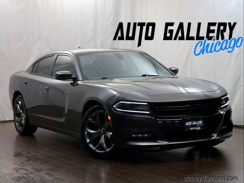 Used 2016 Dodge Charger SXT w/ Rallye Group RWD image 1