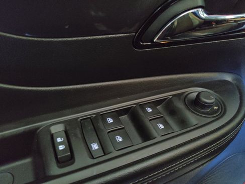 Used 2019 Buick Encore Preferred w/ Safety Package image 27