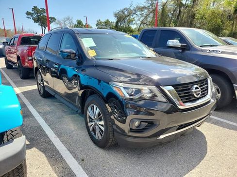 Used 2020 Nissan Pathfinder SL image 5