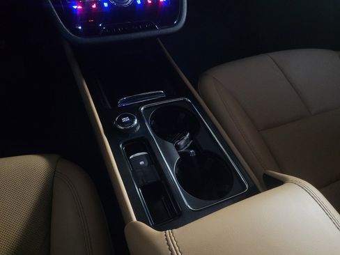 Used 2021 Lincoln Corsair Reserve w/ Equipment Group 201A image 26