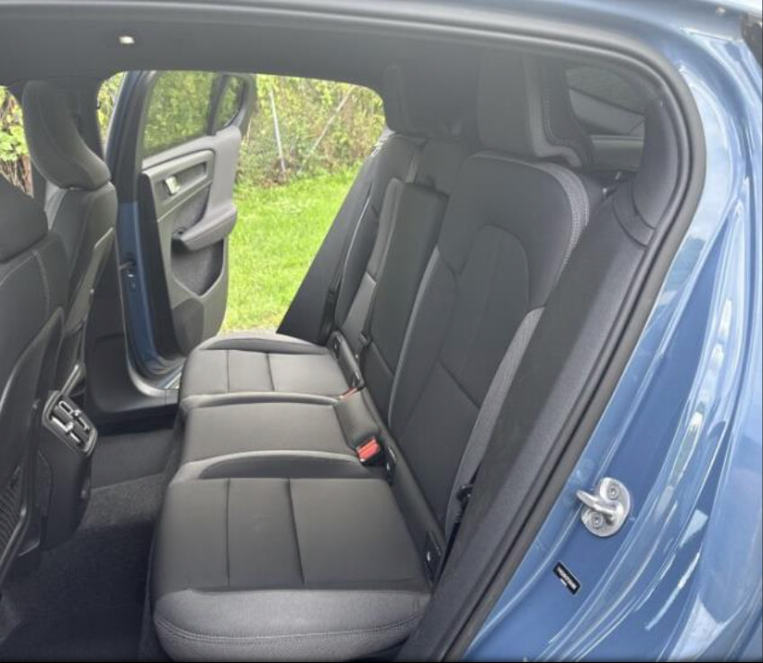 Used 2023 Volvo C40 Recharge Core AWD/4WD image 10