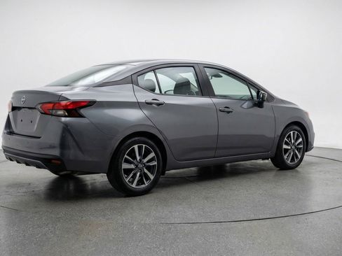 Used 2025 Nissan Versa SV FWD image 9