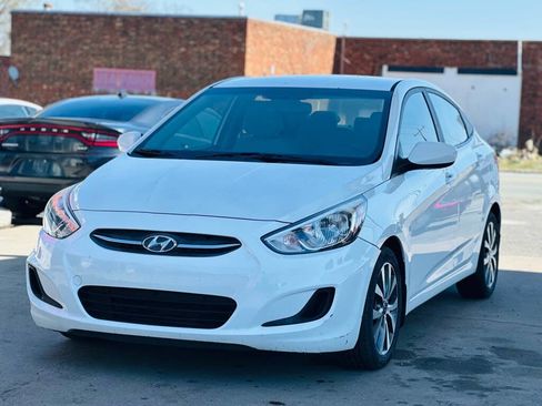 Used 2017 Hyundai Accent Value Edition image 3