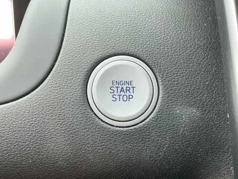 Used 2024 Hyundai Santa Cruz Night image 36