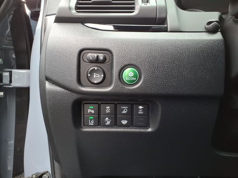 Certified 2023 Honda Ridgeline Black Edition image 13